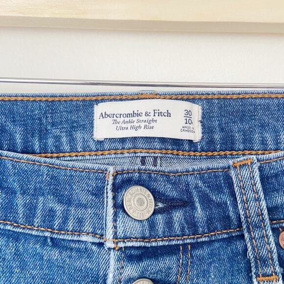 Abercrombie & Fitch The Ankle Straight Ultra High Rise Size 10 - Picture 2 of 4